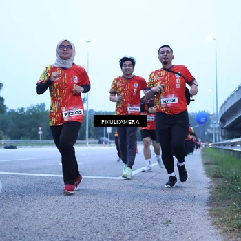 Runner Photo 5853043