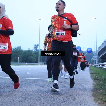 Runner Photo 5853054