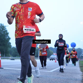 Runner Photo 5853073