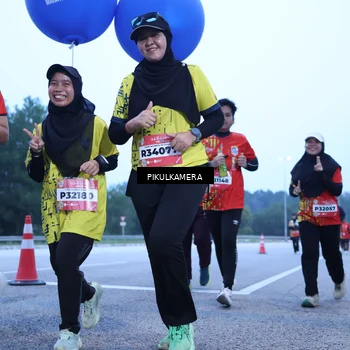 Runner Photo 5853115