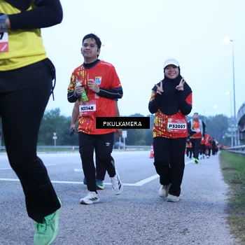 Runner Photo 5853118