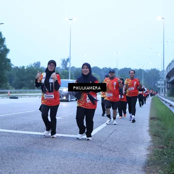 Runner Photo 5853142