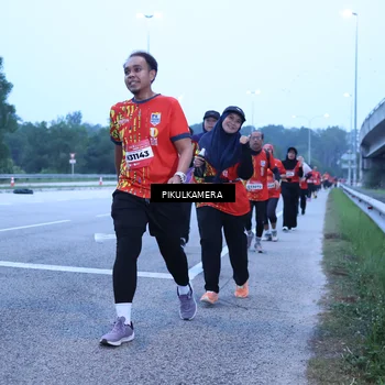 Runner Photo 5853202