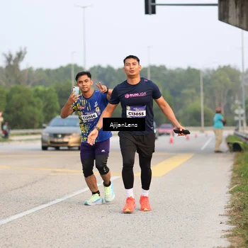Runner Photo 5858204