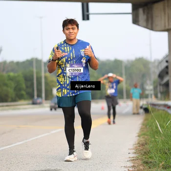 Runner Photo 5858240