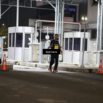 Runner Photo 5858384