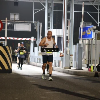 Runner Photo 5858913