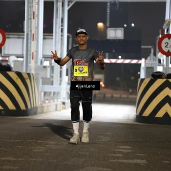 Runner Photo 5859030