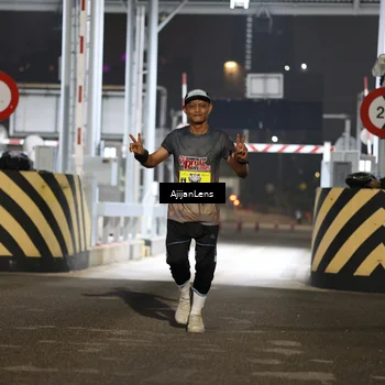 Runner Photo 5859044