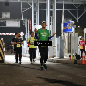 Runner Photo 5859072
