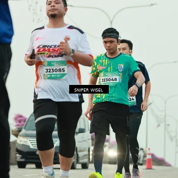 Runner Photo 5859176