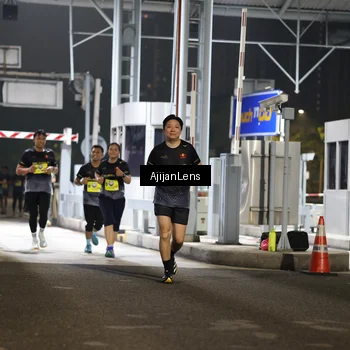 Runner Photo 5859235