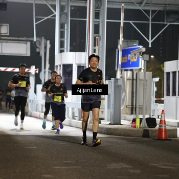 Runner Photo 5859240