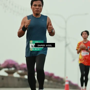 Runner Photo 5859245