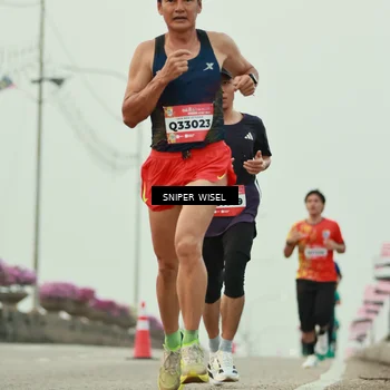 Runner Photo 5859336