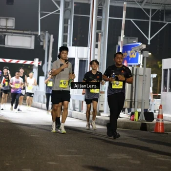 Runner Photo 5859416