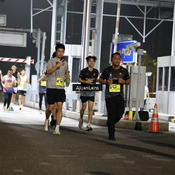 Runner Photo 5859420