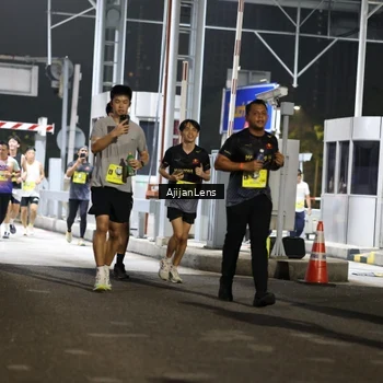 Runner Photo 5859426