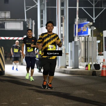Runner Photo 5859705
