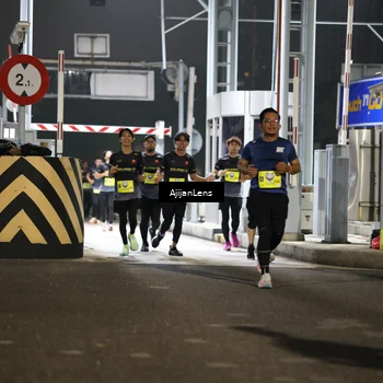 Runner Photo 5860039