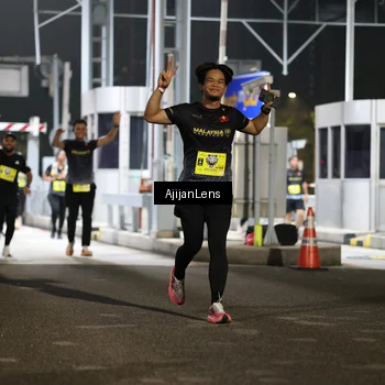 Runner Photo 5860157