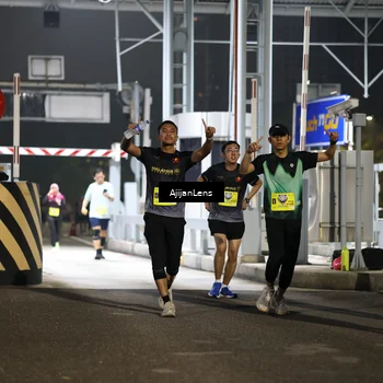 Runner Photo 5860224