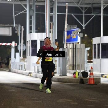 Runner Photo 5860324