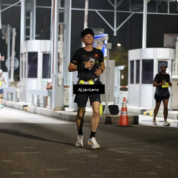 Runner Photo 5860346