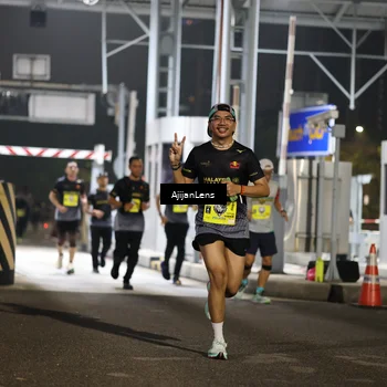 Runner Photo 5860372