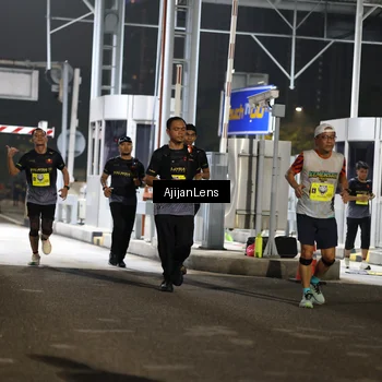 Runner Photo 5860392