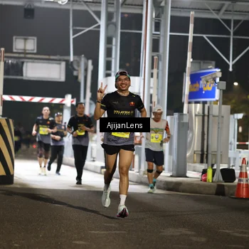 Runner Photo 5860395