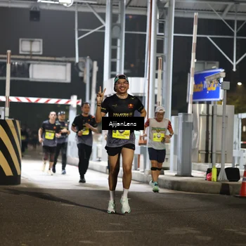 Runner Photo 5860404