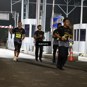 Runner Photo 5860405