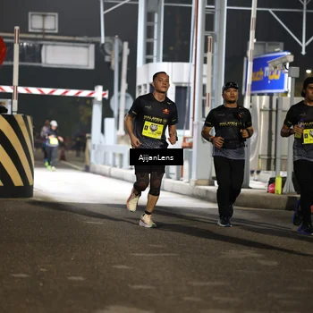 Runner Photo 5860409