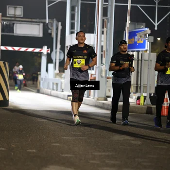 Runner Photo 5860415