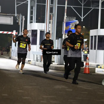 Runner Photo 5860425