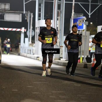 Runner Photo 5860434
