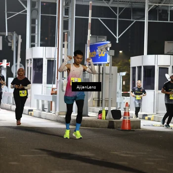 Runner Photo 5860496