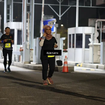 Runner Photo 5860499