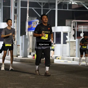 Runner Photo 5860846