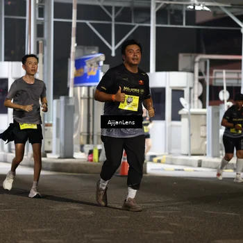 Runner Photo 5860857