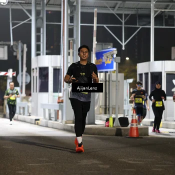 Runner Photo 5860907