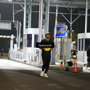 Runner Photo 5861172