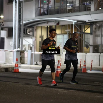 Runner Photo 5861305