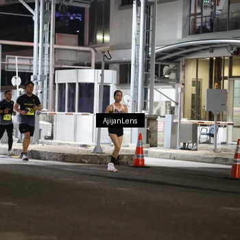 Runner Photo 5861383
