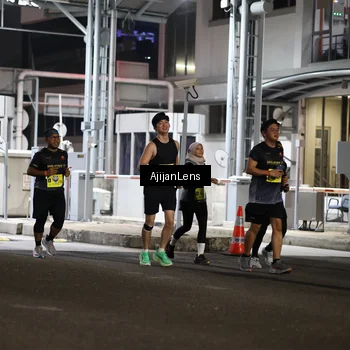 Runner Photo 5861387