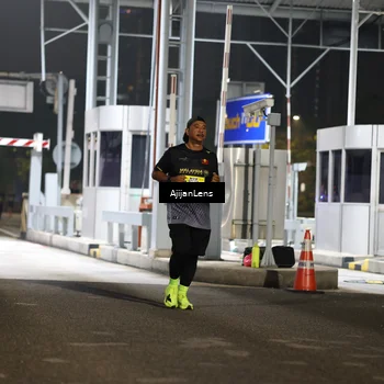 Runner Photo 5861402