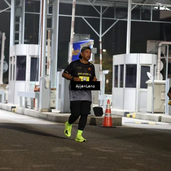 Runner Photo 5861430