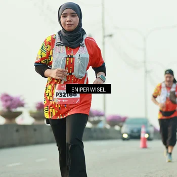 Runner Photo 5863758