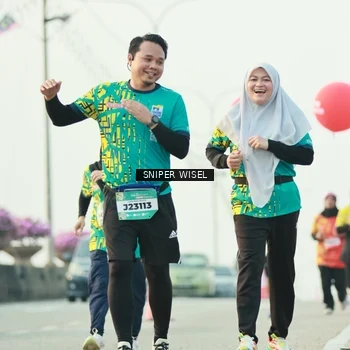 Runner Photo 5863855